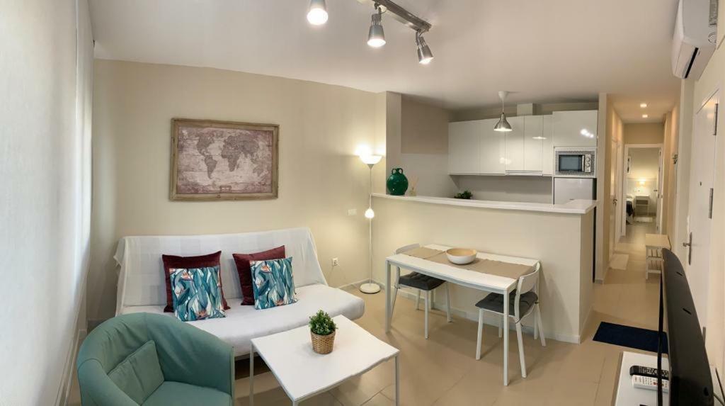 Apartamento Mariposa II كونيل ذي لا فرونتيرا المظهر الخارجي الصورة